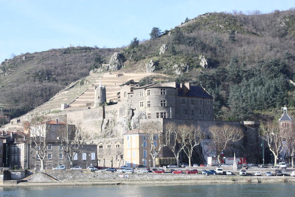 Camping Le Rhone Tournon-sur-Rhone Eksteriør bilde
